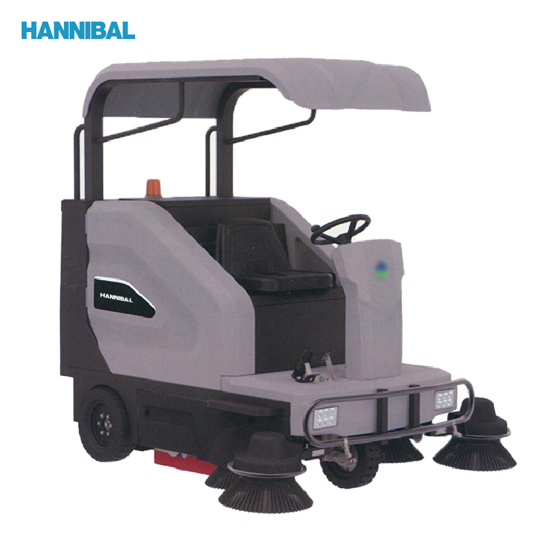 汉尼巴尔HANNIBAL 驾驶式扫地车